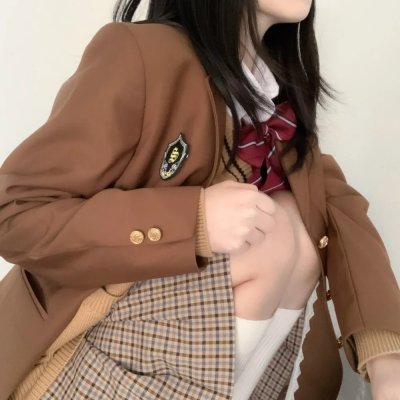 她爱