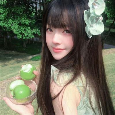 蓝色长袍
